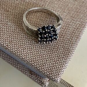 elegant sapphire ring